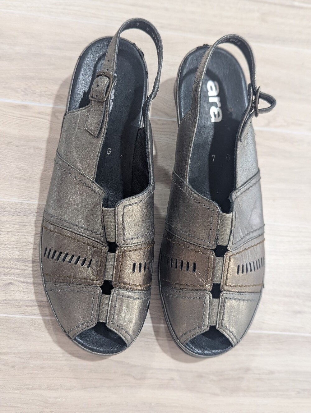Ara Shoes Wedge Slingback Sandals Sz 7G US 9.5W Bronze Metallic Leather *See Pic